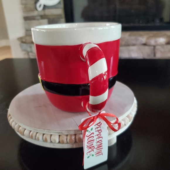 Holiday Mug-NWT - Picture 3 of 3